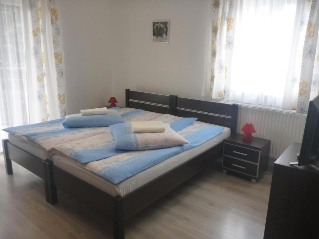 كودوفا- زدروي Osrodek Wypoczynkowy Nad Stawem - Holiday Resort By The Lake - Erholungsheim Am See - Prazdninovy Dum U Jezera المظهر الخارجي الصورة